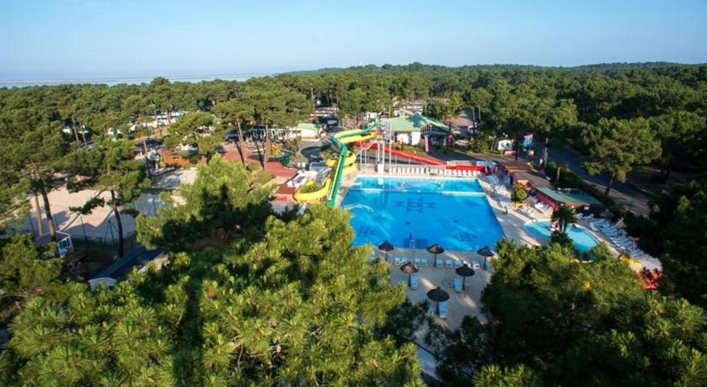 Hébergement de vacances Mobil-home 4 Pers. Dans 4* Bonne Anse La Palmyre